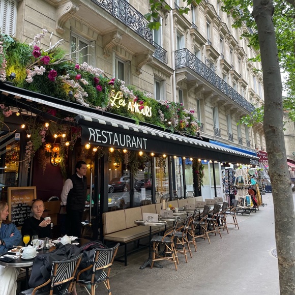 Meet your Posher, A - Picture 1 of 1